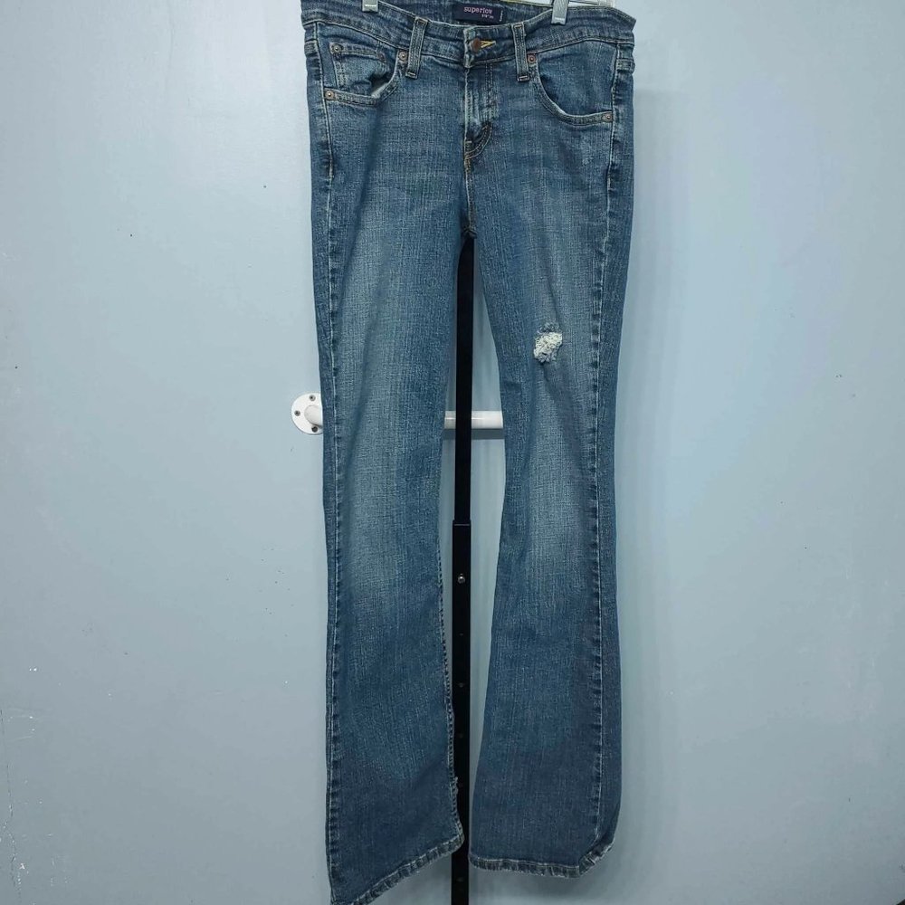 Levi's Womens Juniors Superlow 518 Low Cut Distressed Jeans |Size: 7 L/C